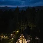 Pinery A-frame House Alpehytte *