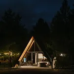 Alpehytte Pinery A-frame House *