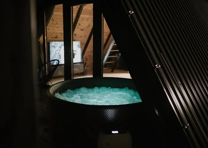 Pinery A-frame House Chalet *